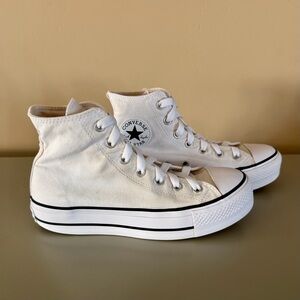 Converse Chuck Taylor High Top Platform Shoes, Women's Size 8, White